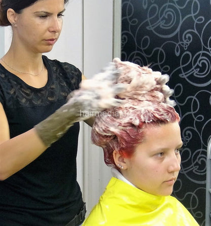 2606 Julia upright shampoo by Steph