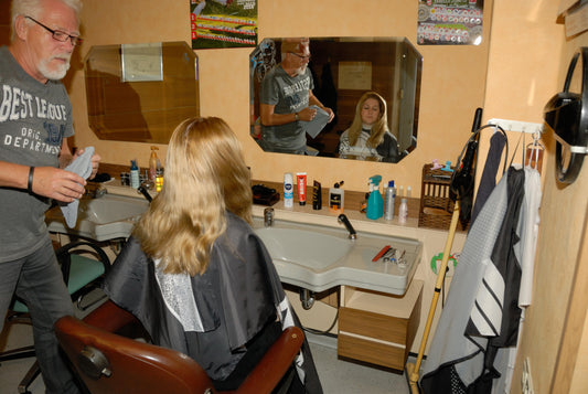 8063 girls in barbershops by barber complete collection
