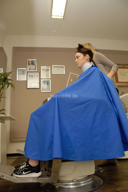 847 SaraG by LeonieS caping and drycut barbershop electric chair pictures