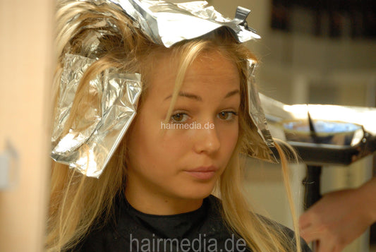 4054 Yara 1 teen foil higlighting bleaching mom controlled