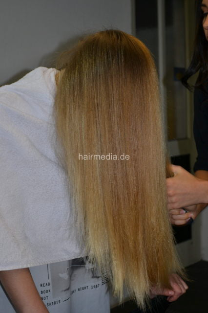 2403 Tola chair shampoo by Melody hair, ear and facewash