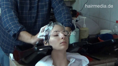 6219 Elena other shampoo by barber, vintage wetset