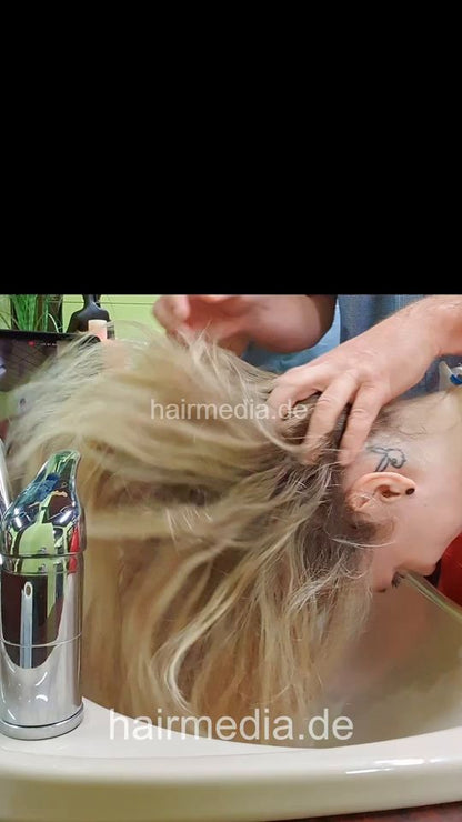 Emmi, teen 1  forward thick hair shampoo by barber - facecam