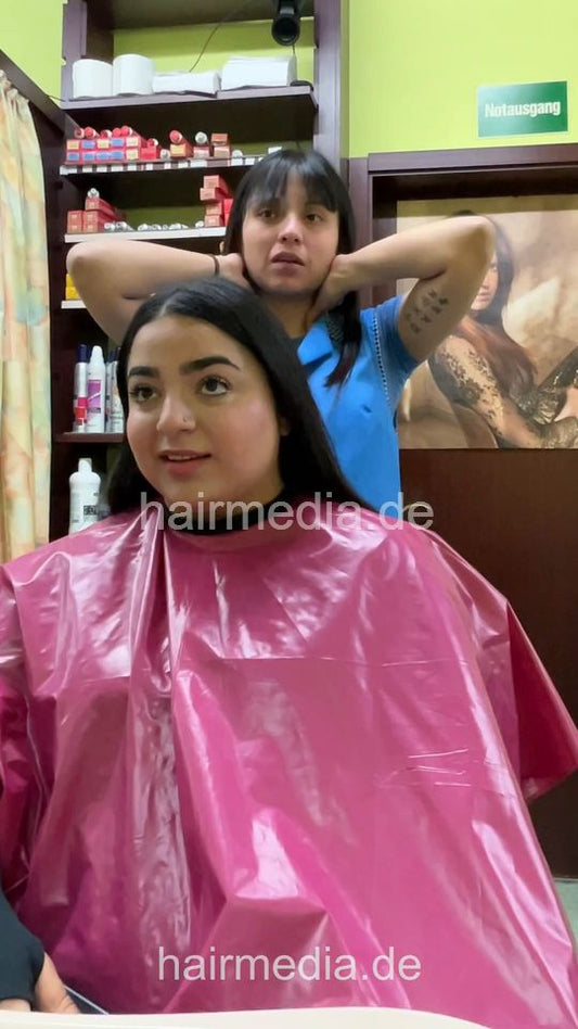 1249 Fatima by Magui JMK custom forward shampooing - vertical video