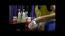 将图片加载到图库查看器，1213 Frachise forward shampoo by teen barberette in rollers pink salon bowl