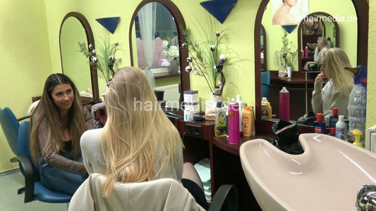 6230 Henrike by Zoya 2 backward shampooing and blow out