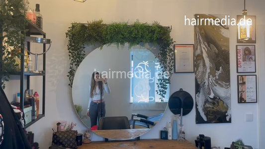 1253 JasminJ austrian barberette at her homesalon doing her hair