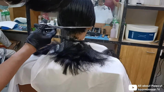 I like those super short bobs!
