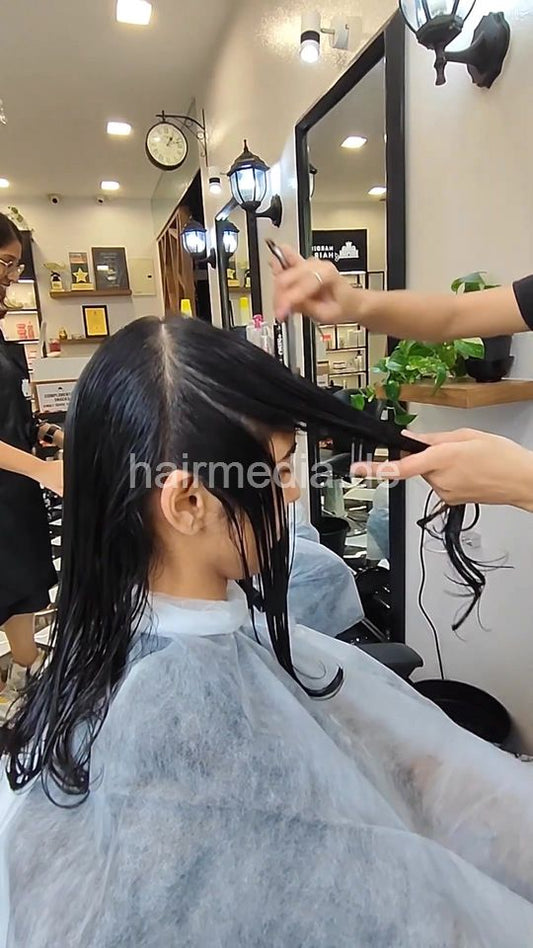 9149 Indian Haircut At Slalon Of Priya