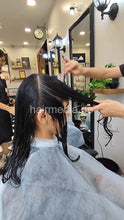Carica l&#39;immagine nel visualizzatore di Gallery, 9149 Indian Haircut At Slalon Of Priya