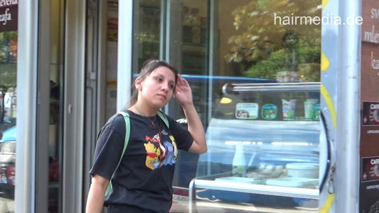 3003 JelenaM shampoo and cut by Serbian frizer