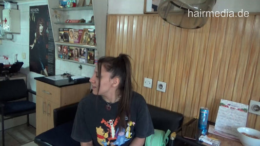 3003 JelenaM shampoo and cut by Serbian frizer