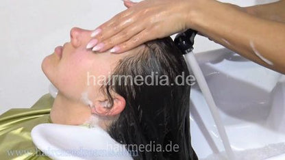 28419 Jule backward shampooing by Melody