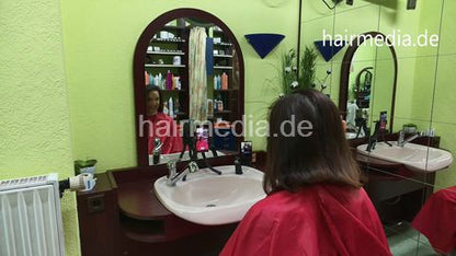 JuliaSchm 1  forward shampoo mature lady by barber