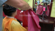 将图片加载到图库查看器，2303 KatharinaM 1 by salonbarber shampooing in red cape and multicaping thickhair