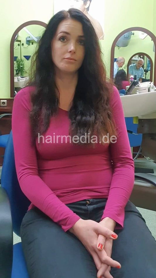 2303 KatharinaM 1 by salonbarber shampooing in red cape and multicaping thickhair  - vertical video
