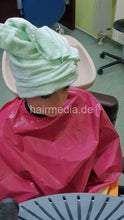 Cargar imagen en el visor de la galería, 2303 KatharinaM 1 by salonbarber shampooing in red cape and multicaping thickhair  - vertical video