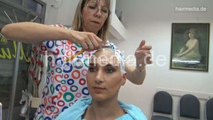 8402 Katia headshave, knife and shaving cream in barbershop by female barber JelenaB