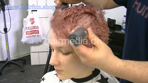 170319 Kati 3. Tag Headshave by Barber