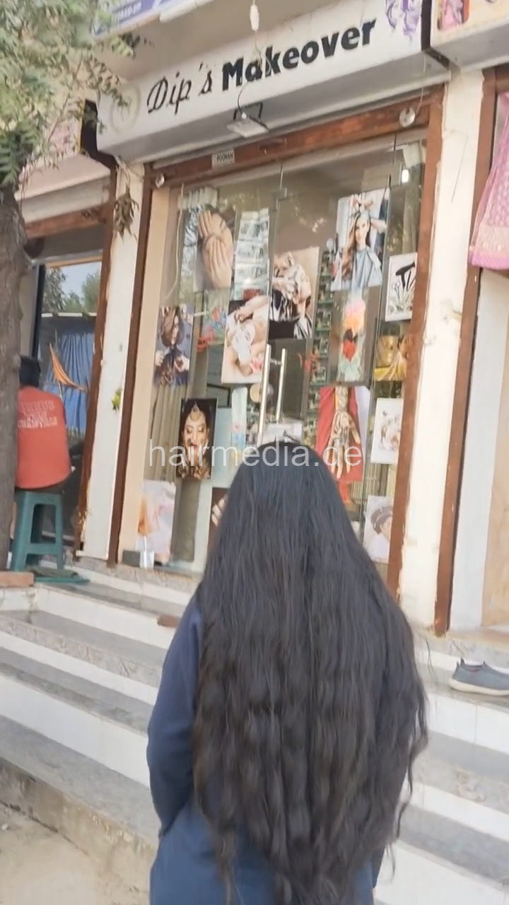 1242 Krisha And Naina Forward And Backward Hair Spa