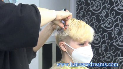 0521 Lara first day short haircut and bleaching