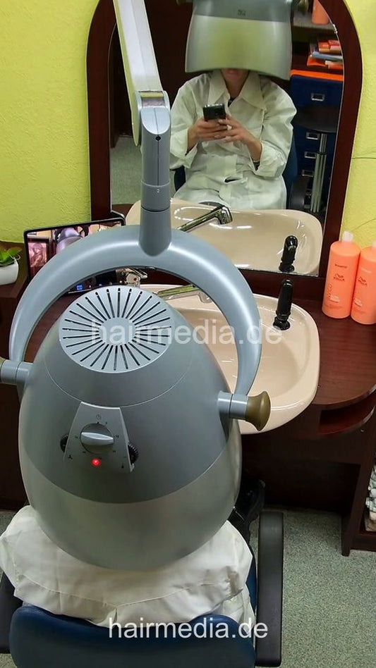 6225 Leyla 3 by MichelleH under the dryer and finish in leatherpants smoking barberettes - vertical video