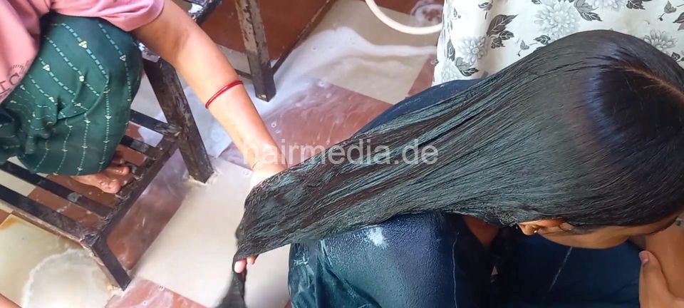 9149 Long Hair Wash Indian Style Of Khushbu