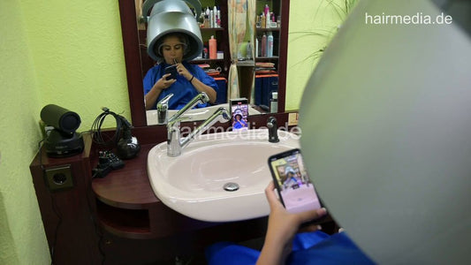 1227 LuisaB salonbarber session 3 hooddryer and finish by barber - smoking under the dryer