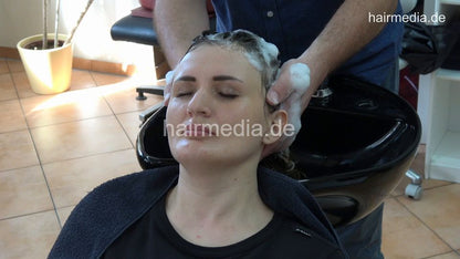 7203 Maryna 1 backward pre perm shampoo by barber