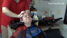 将图片加载到图库查看器，4114 Masha teen going red, hair and face shampoo by barber