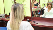 Cargar imagen en el visor de la galería, 7117 MichelleH by Zoya 1 backward salon shampooing in tie closure pvc shampoocape