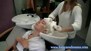 1213 Model blonde backward shampooing by mature barberette