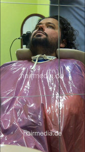2304 Nasir 3 backward shampooing curly hair and scalp massage - vertical video