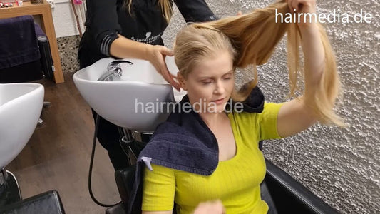 1248 Nataliia XXL blonde hair JMK 01 custom trial salon shampoo and blow