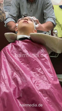 将图片加载到图库查看器，2308 Niklas 1 young boy pampering backward shampooing by barber, mom controlled - vertical video