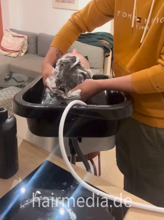 2032 Nikos Barber 251127 Nikos barber shampoo Dimitris hair backward before hair cut