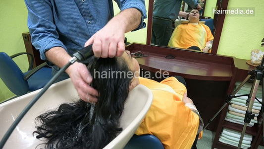 6228 Salma shampoo backward by barber
