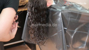 7203 Second 3 haircut long thick curly hair curls cut and blow in shiny cape