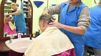 Sigi by barberette AlexD shampoo forward, scalp massage- maincam