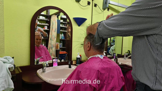 Sigi by barber scalp massage haircut, blow maincam