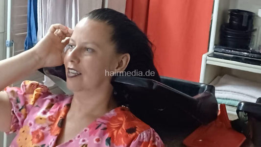 6235 partials mom and girls SwetlanaL shampoo by barber long hair and haircut
