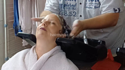6235 partials mom and girls SwetlanaL shampoo by barber long hair and haircut