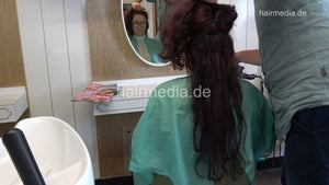 1238 Tetjana 2 dry haircut long and thick hair in green cape by barber
