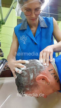 Carica l&#39;immagine nel visualizzatore di Gallery, 2304 Thomas 2 forced foward shampoo hairwash by Charlene in rollers
