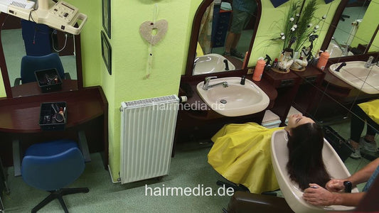AnissaK long hair backward wash by barber and blow