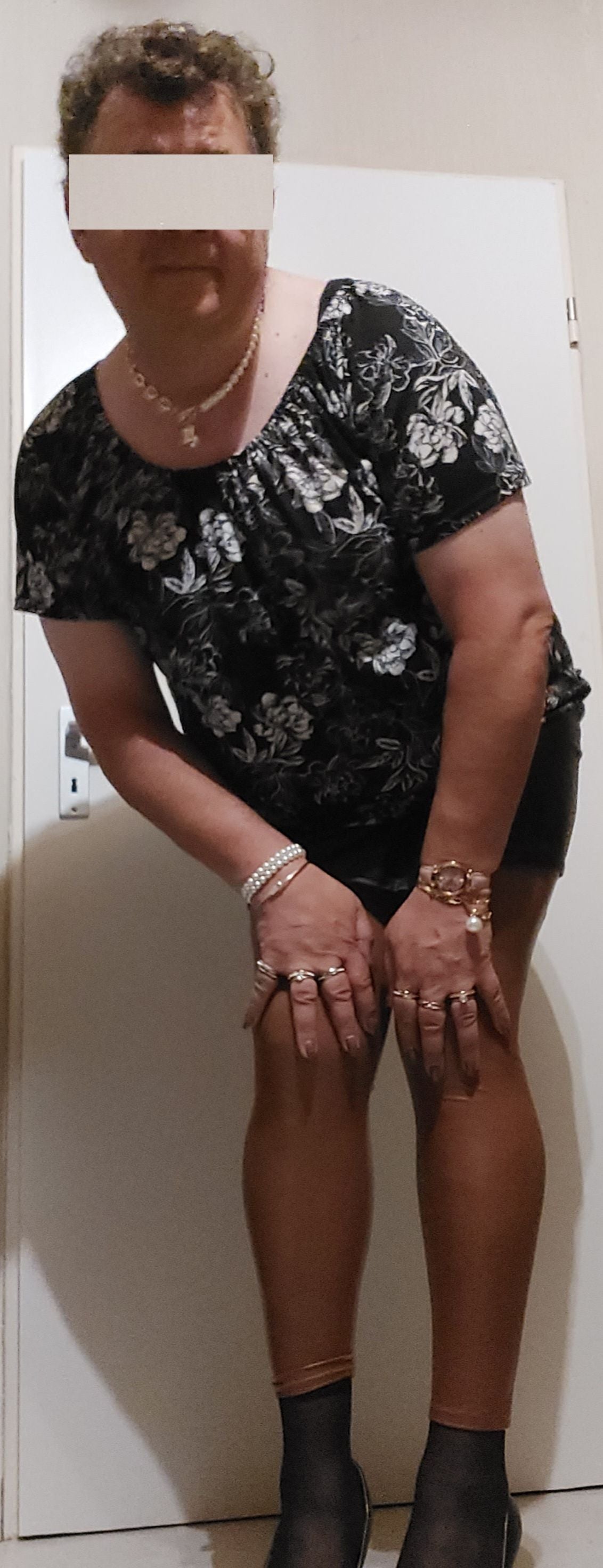 Tina 251126 private livestream forward wash, wetset or fakeperm