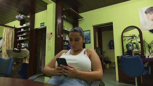 1050 240910 LuisaB private livestream chat and working