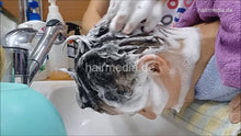 Cargar imagen en el visor de la galería, 8402 Vera 2 forward shampoo hair ear and face in barbershop by female barber JelenaB