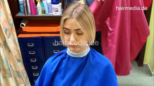 2303 Wiktoria by barber 1 wait and dry haircut