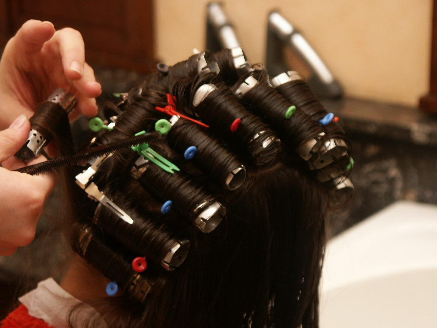 Traditional Wet Set Tutorial – 1960s Salon Style